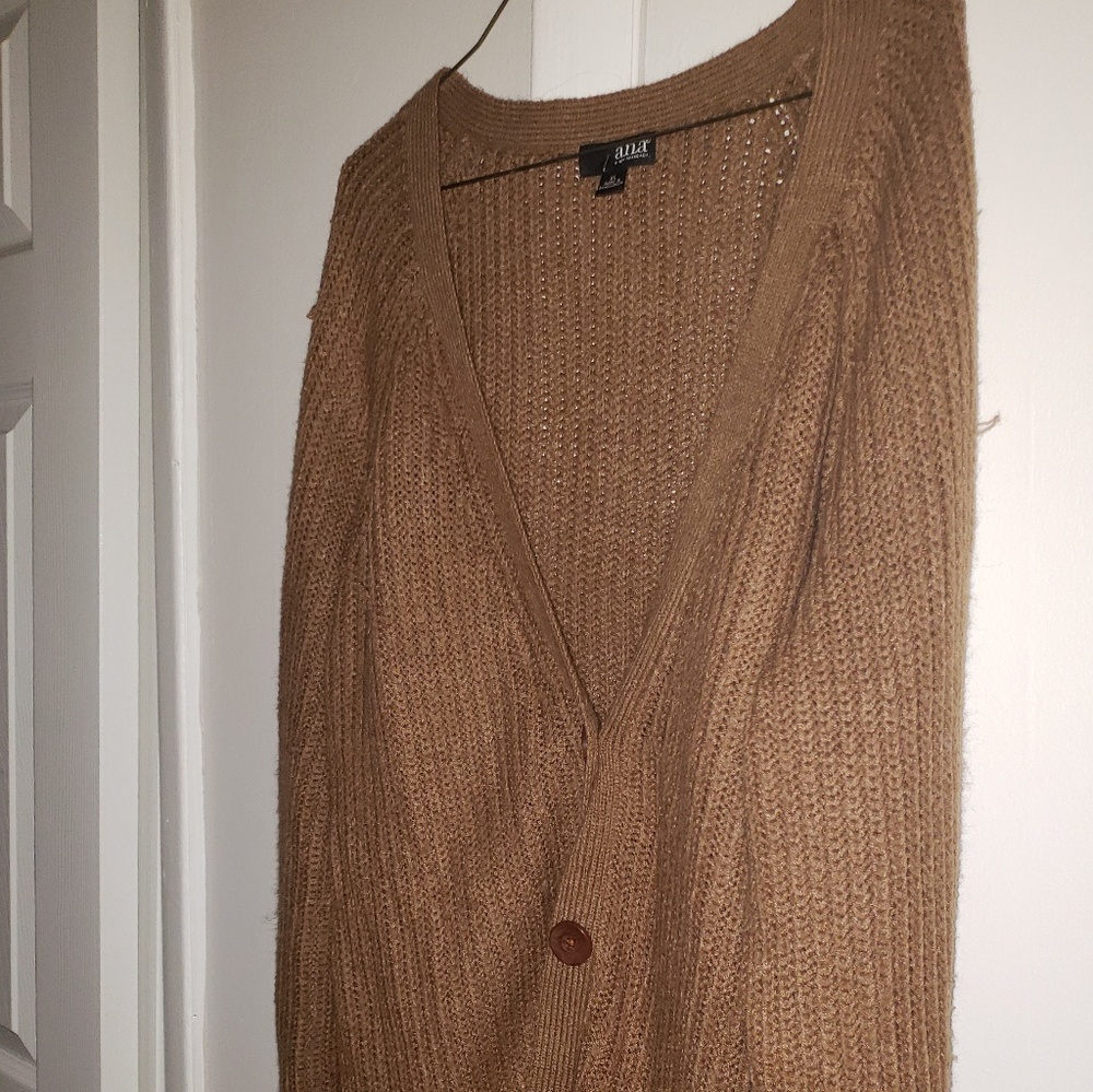Vintage oversized buttoned down cardigan.